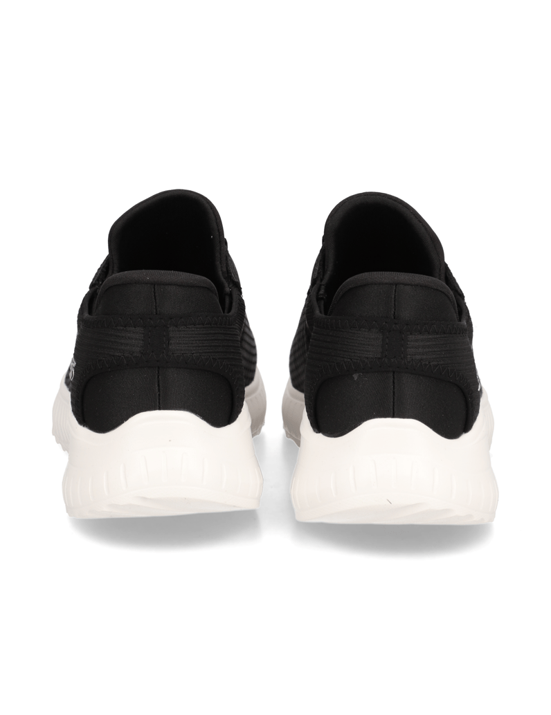Skechers-Slip-Ins-Bobs-Sport-bela