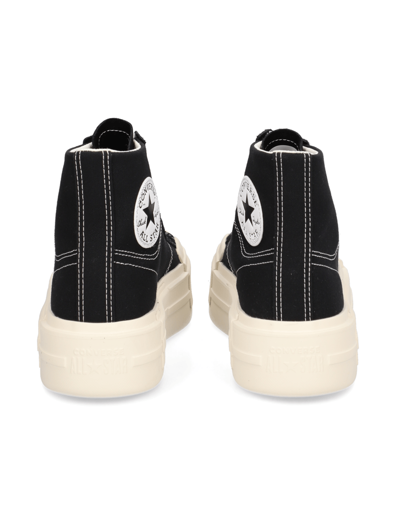 Converse-CHUCK-TAYLOR-ALL-STAR-CRUISE-čierna