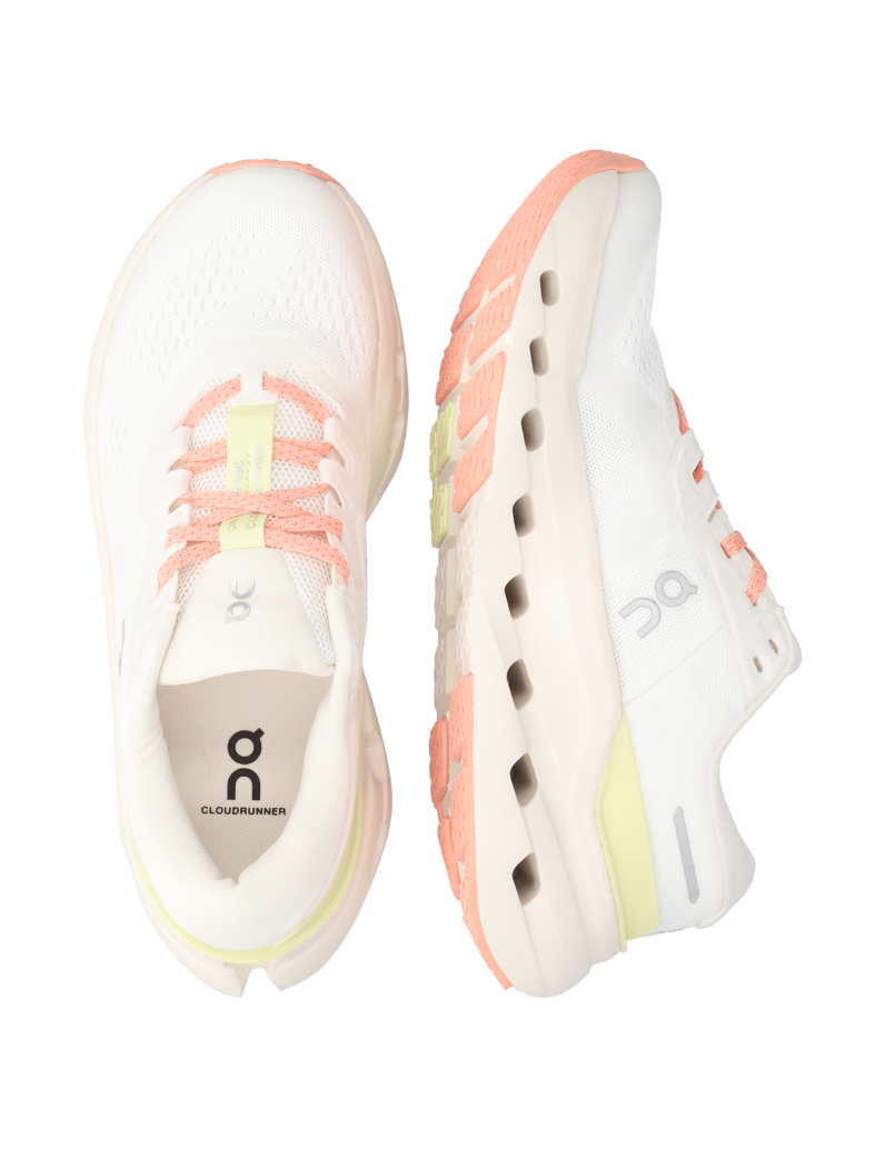 On-Cloudrunner-3-schwarz