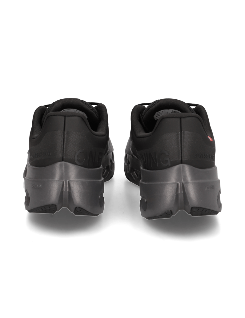 On-Cloudsurfer-Next-čierna