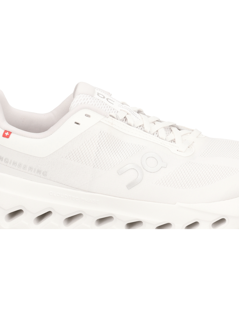 On-Cloudsurfer-Next-čierna