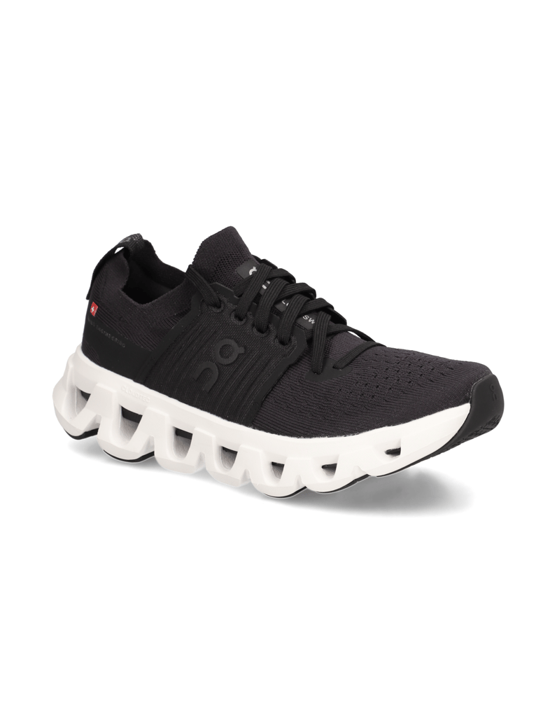 On-Cloudswift-4-černá