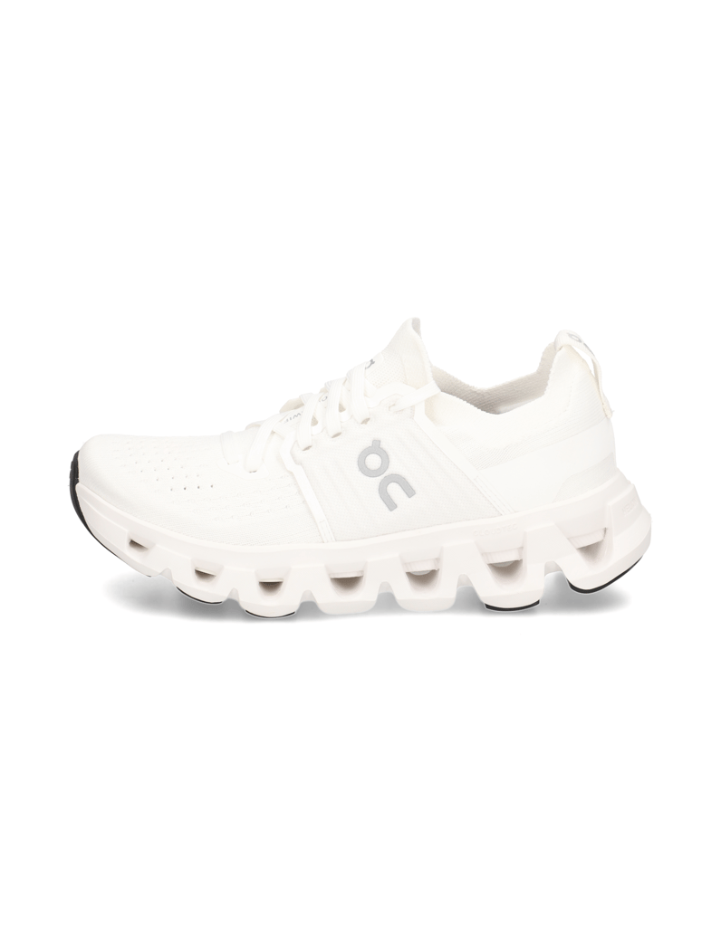 On-Cloudswift-4-černá