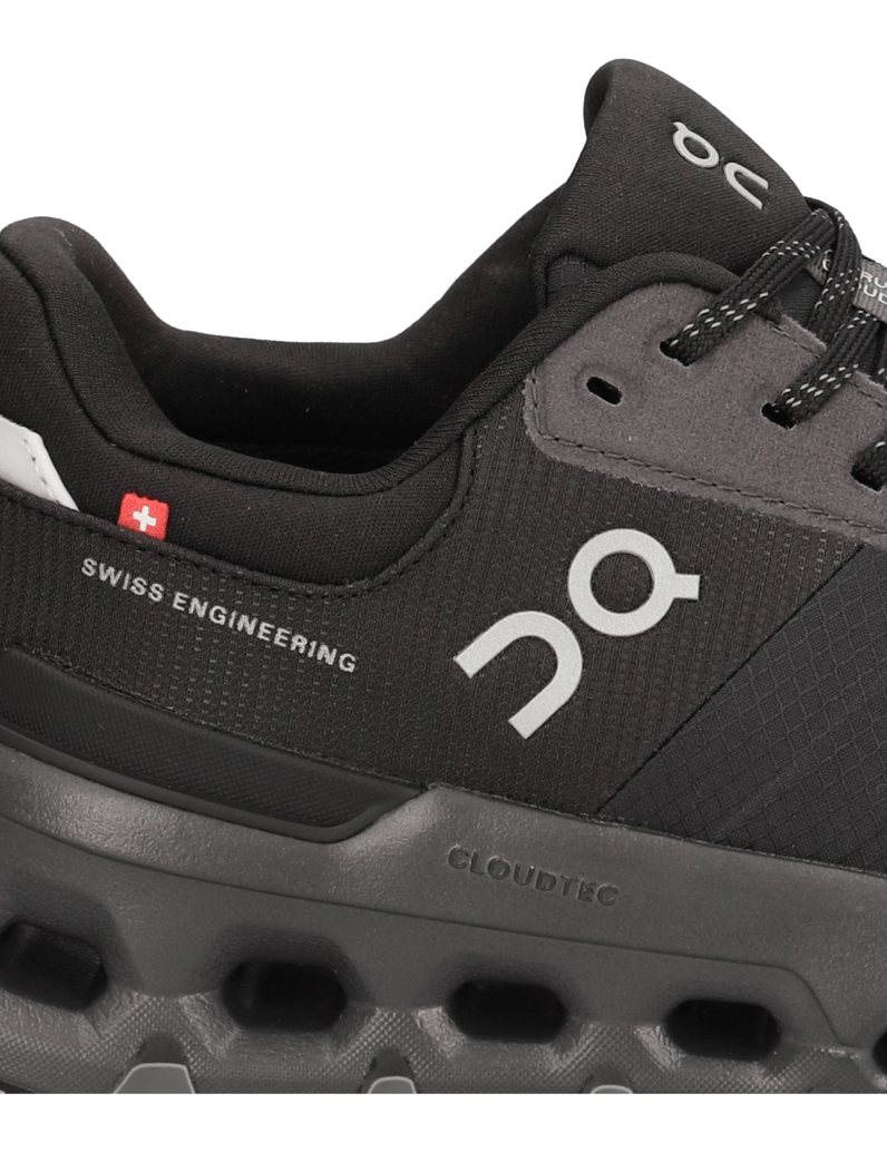 On-Cloudrunner-2-Waterproof-črna