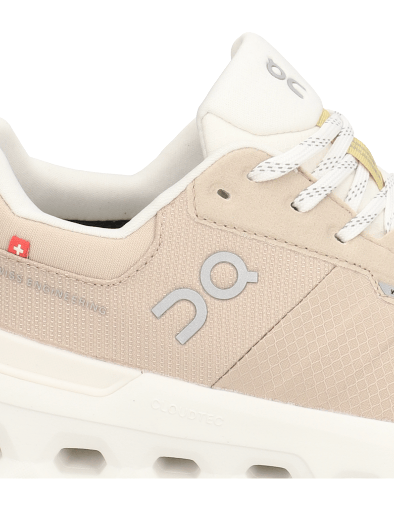 On-Cloudrunner-2-Waterproof-črna