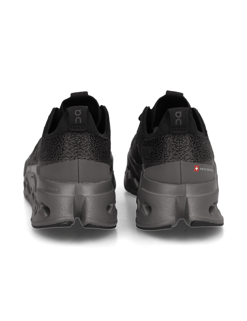 On-Cloudsurfer-Max-čierna