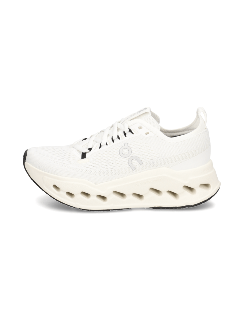 On-Cloudsurfer-Max-čierna