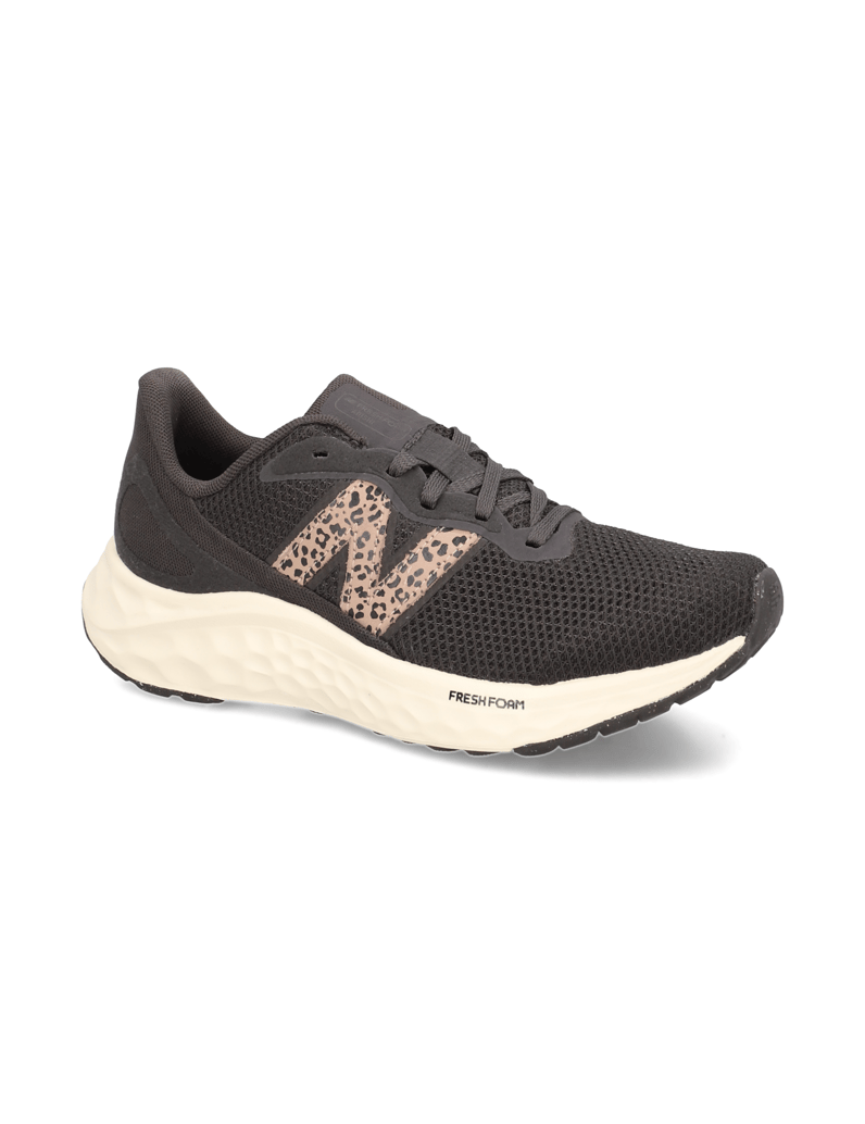 New-Balance-FRESH-FOAM-ARISHI-V4-schwarz