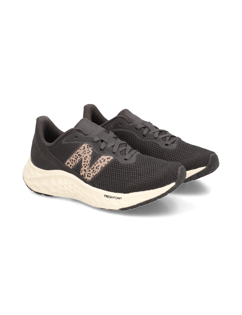 New-Balance-FRESH-FOAM-ARISHI-V4-schwarz