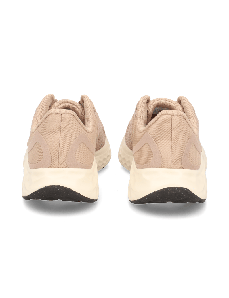 New-Balance-FRESH-FOAM-ARISHI-V4-schwarz