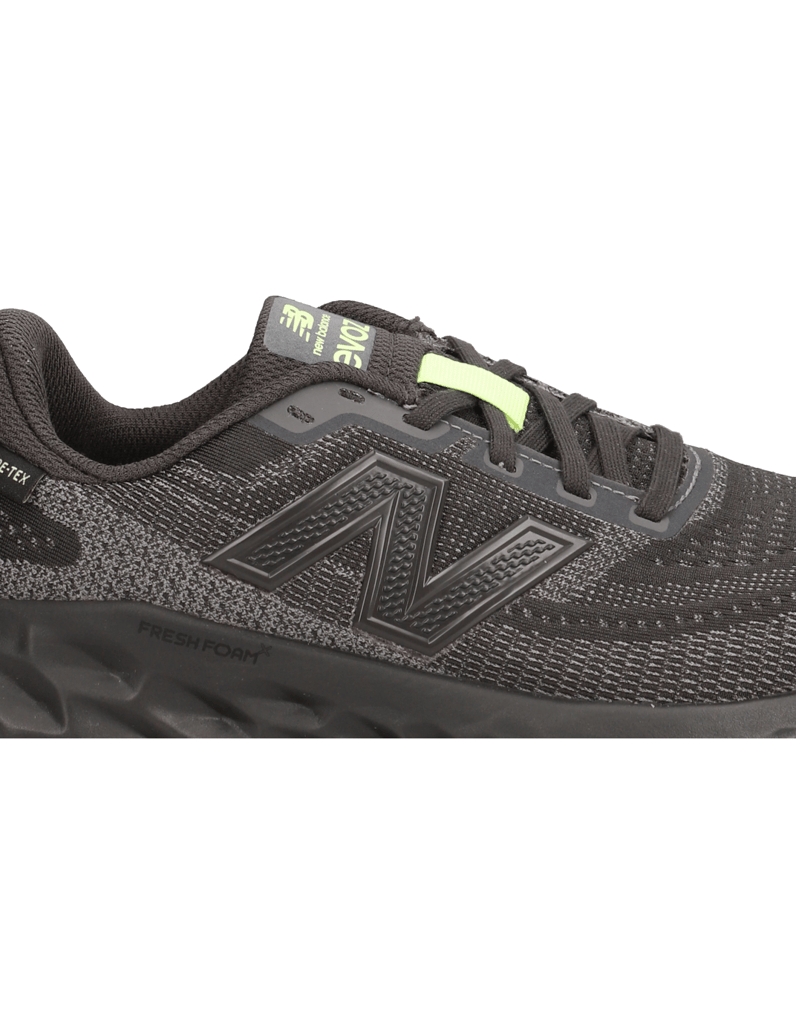 New-Balance-FRESH-FOAM-X-EVOZ-GORE-TEX-črna
