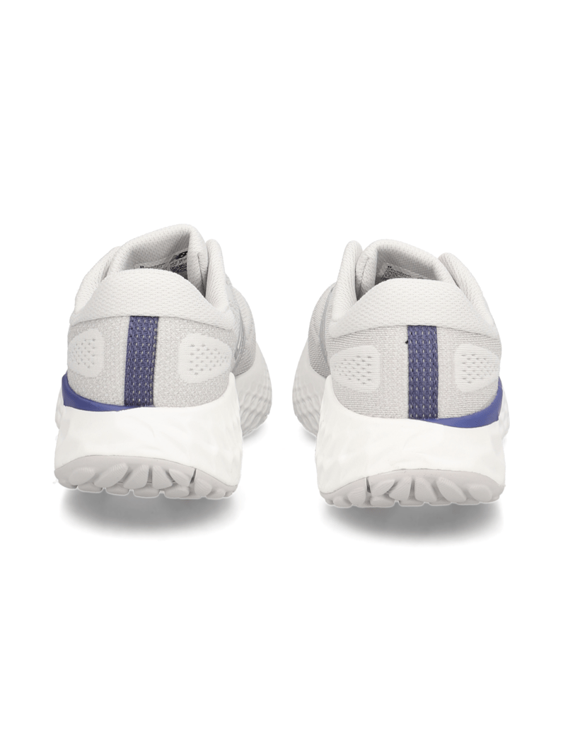 New-Balance-FRESH-FOAM-X-EVOZ-V4-šedá