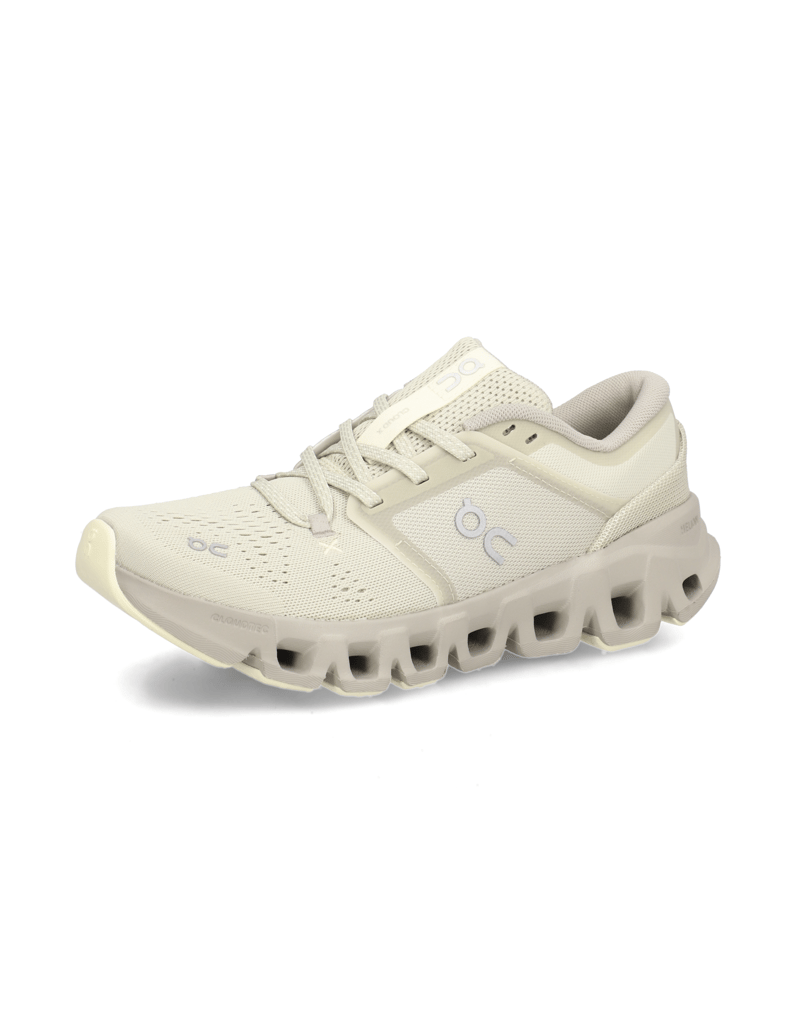 On-Cloud-X-5-bela