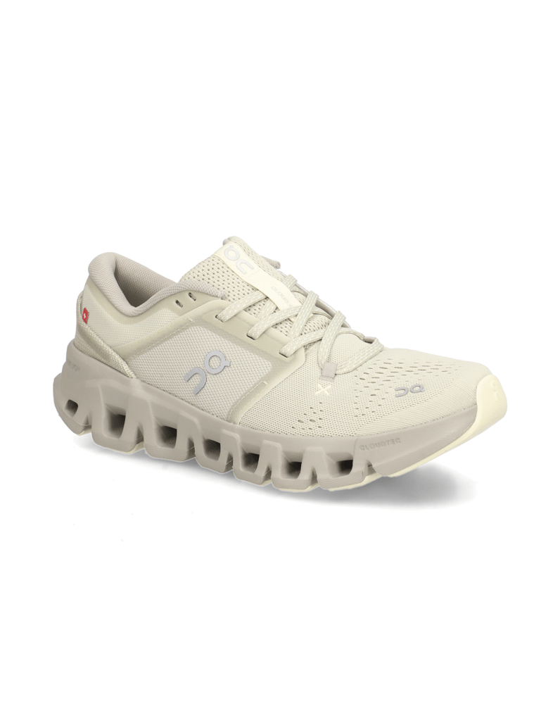 On-Cloud-X-5-bela