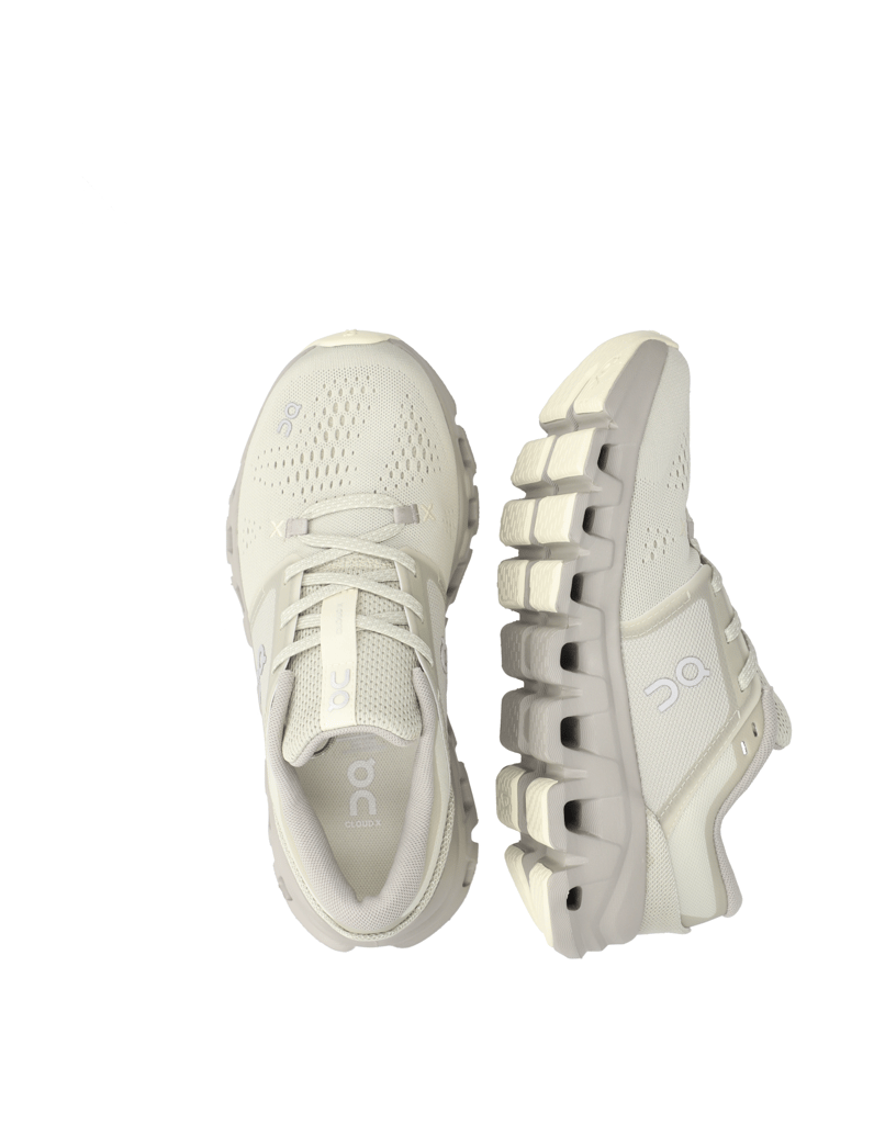 On-Cloud-X-5-bela