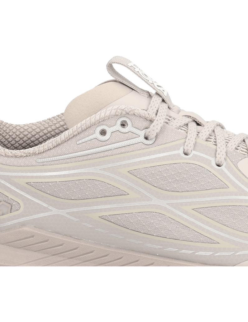 HOKA-Mach-Remastered-bež