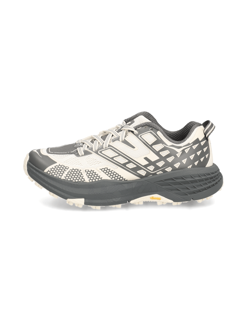 HOKA-Speedgoat-2-bež