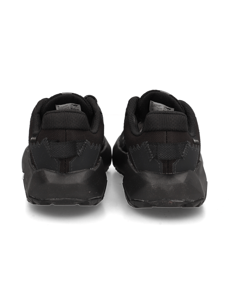 New-Balance-DYNASOFTNITRELV6-GTX-čierna