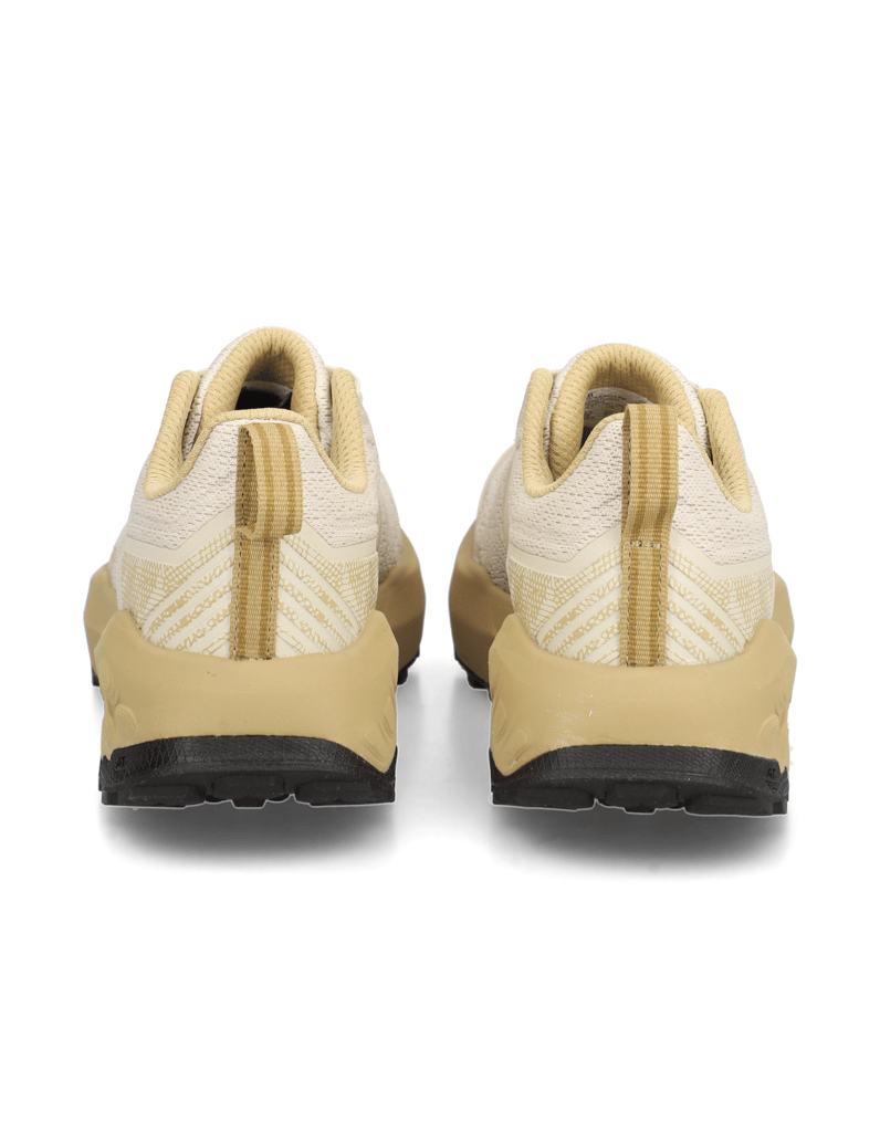 New-Balance-FRESH-FOAM-X-GAROÉ-V2-siva