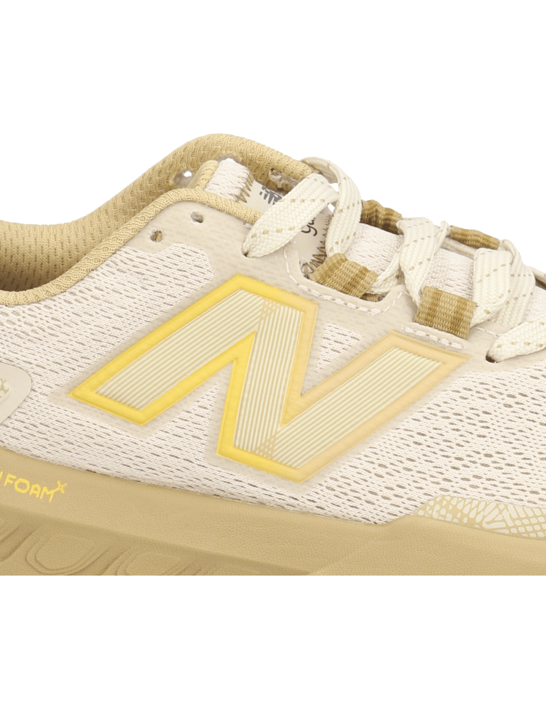 New-Balance-FRESH-FOAM-X-GAROÉ-V2-siva