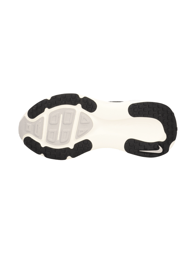 Nike-Nike-Vomero 18-črna