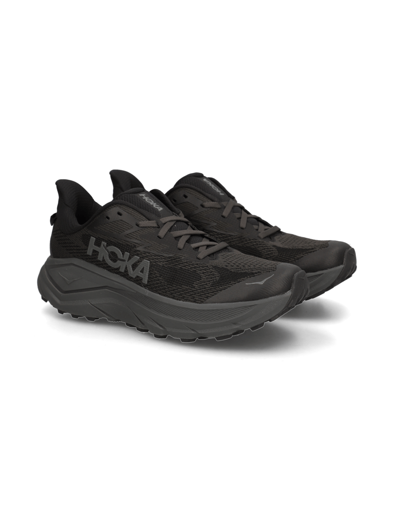 HOKA-CHALLENGER-8-schwarz