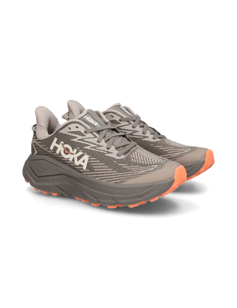 HOKA-CHALLENGER-8-GTX-grau