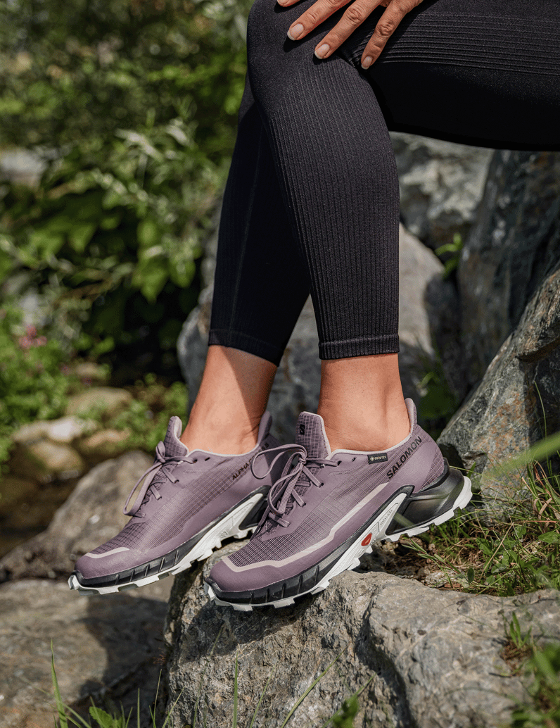 Salomon-ALPHACROSS-5-GTX-W-fialový