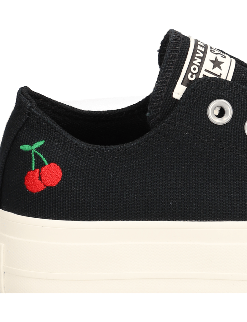 Converse-CHUCK-TAYLOR-ALL-STAR-LIFT-schwarz