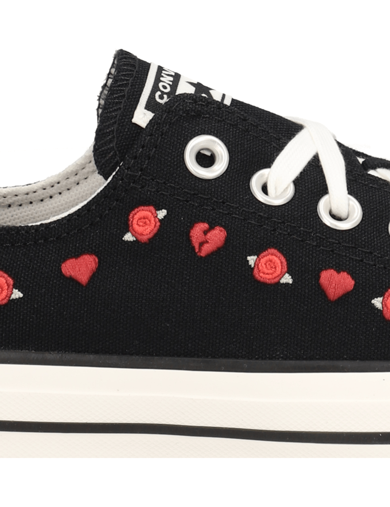 Converse-CHUCK-TAYLOR-ALL-STAR-čierna