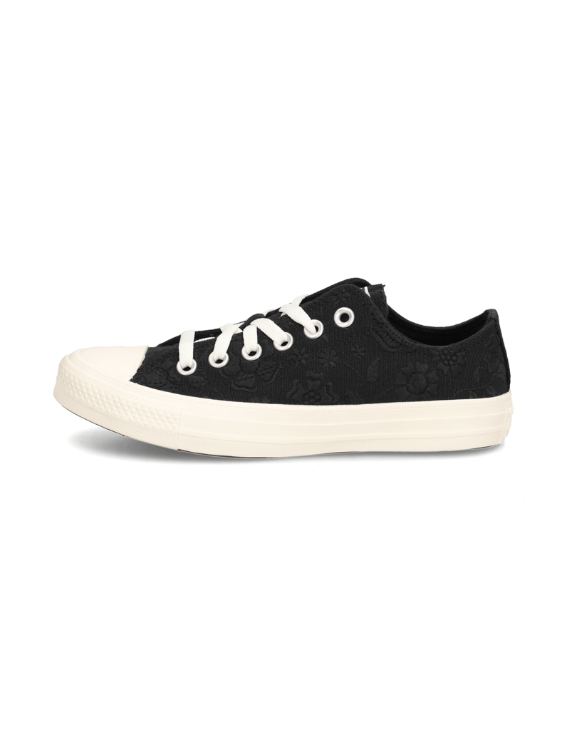 Converse-CHUCK-TAYLOR-ALL-STAR-čierna