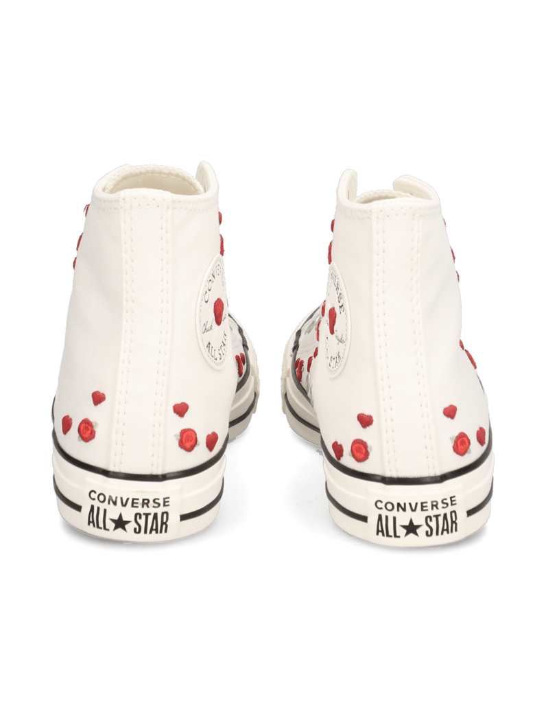 Converse-CHUCK-TAYLOR-ALL-STAR-bílá