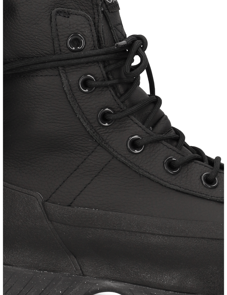 Converse-CHUCK-TAYLOR-ALL-STAR-LUGGED-2.0-CC-schwarz