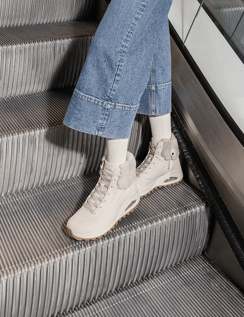 Skechers-UNO-RUGGED---FALL-AIR-bílá