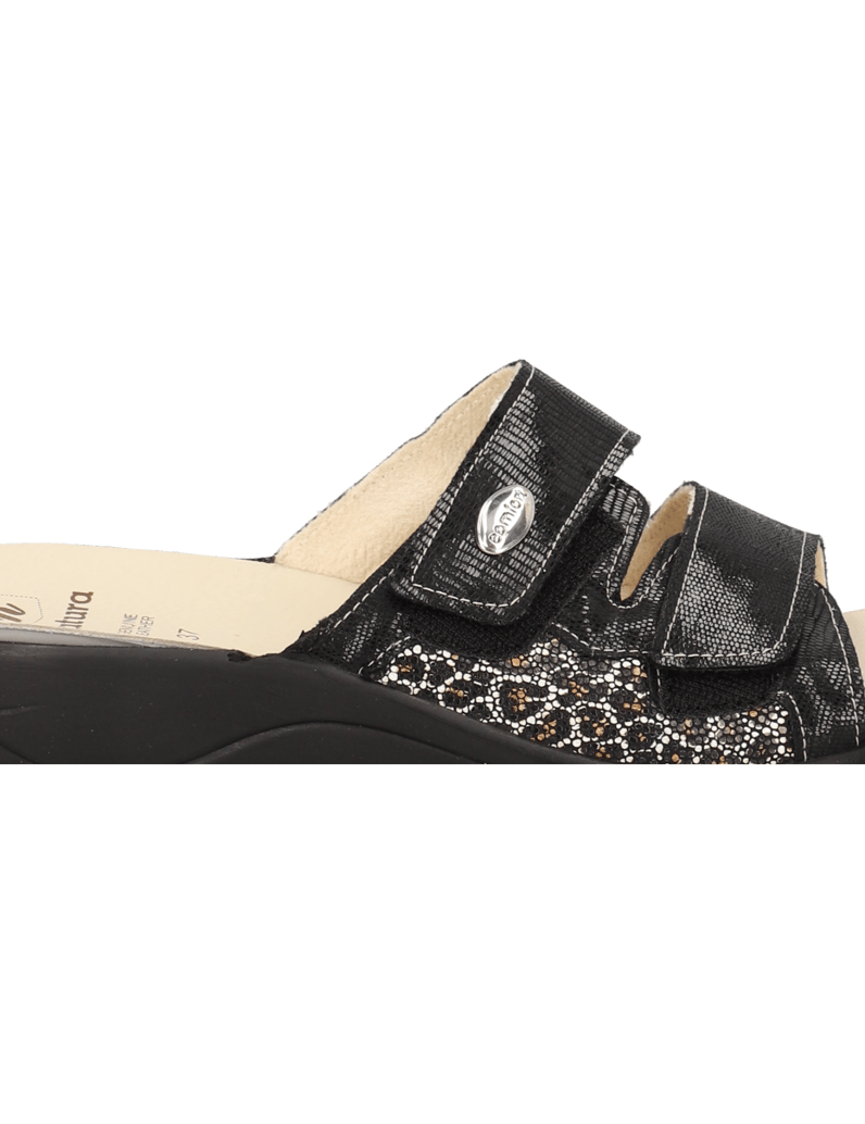 Natura-domácí-obuv-černá