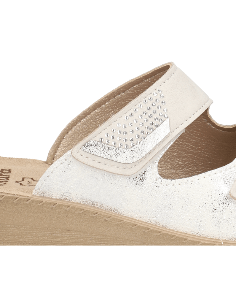 Natura-imitacija-usnja-hišni-copati-bela