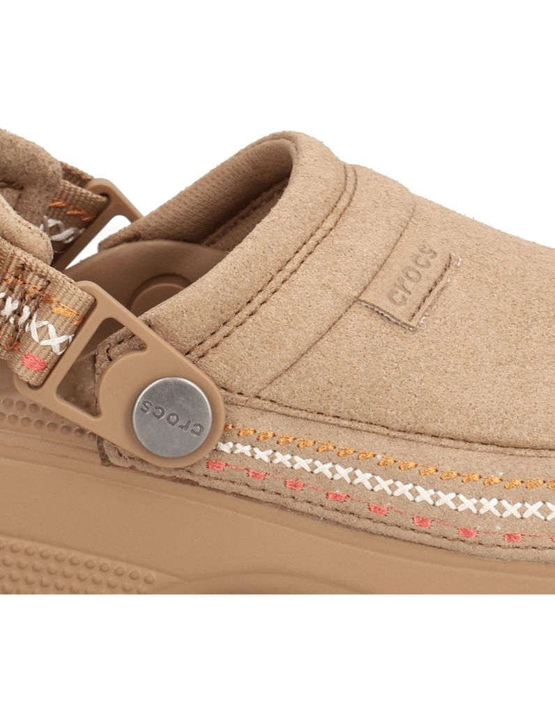 Crocs-CRAFTED-VEGAN-SUEDE-STICH-zelená