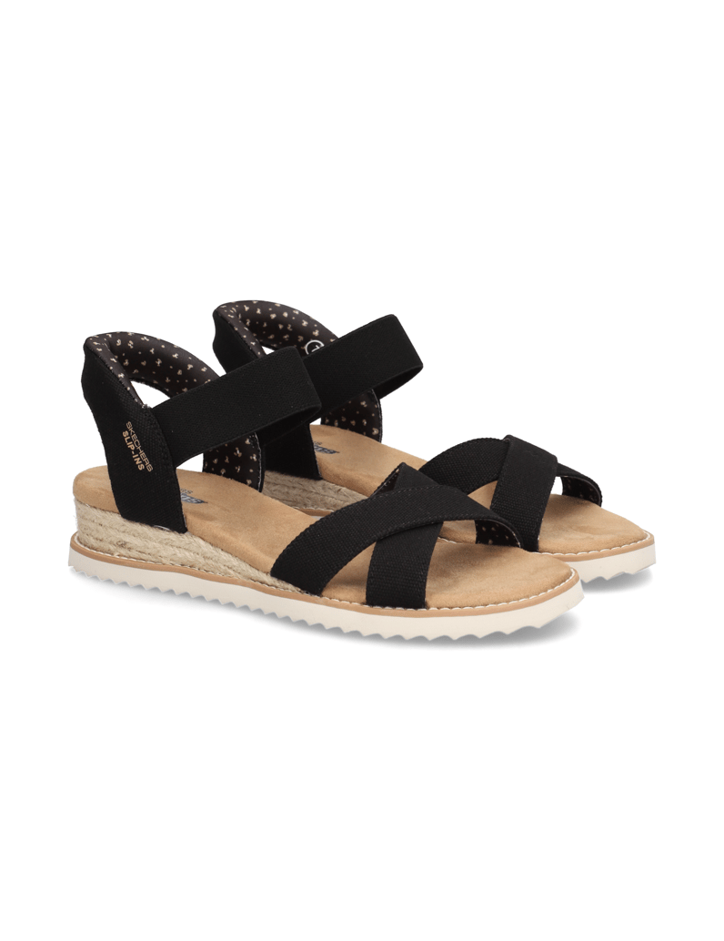 Skechers-SLIP-INS-BOBS-DESERT-KISS-črna