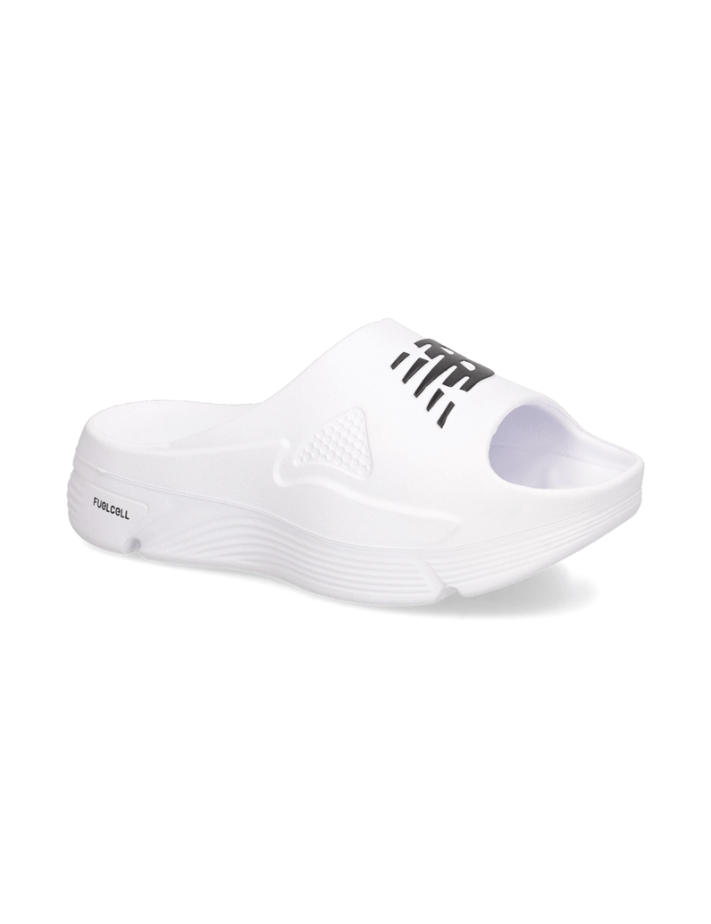 New-Balance-FUEL-CELL-SL-biela