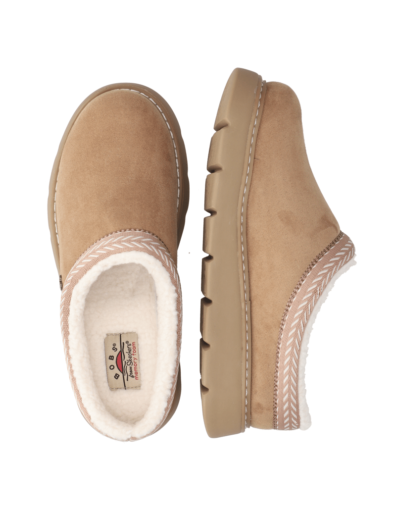 Skechers-BOBS-KEEPSAKES-LITE---COZY-FEST-črna