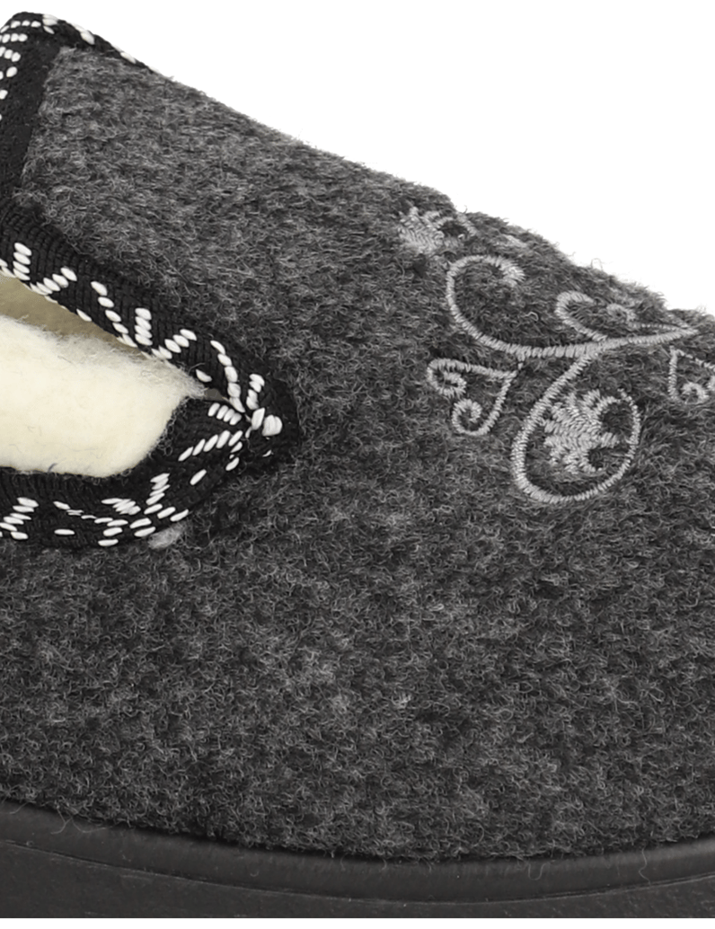 Natura-tekstil-hišni-copati-črna