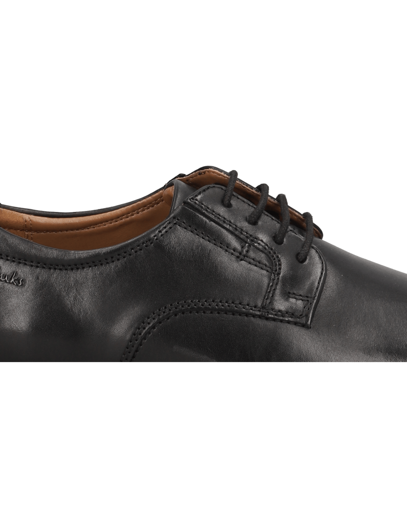 Clarks-M-Tilden-Plain-čierna