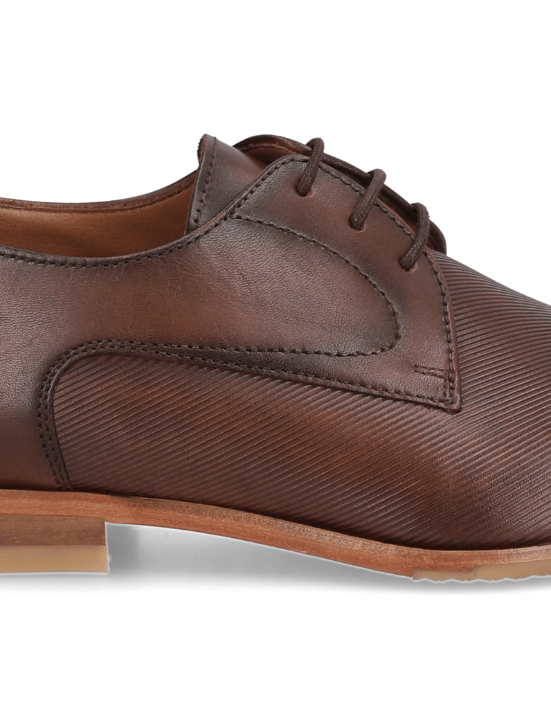 Lloyd-RANDALL-hnědá