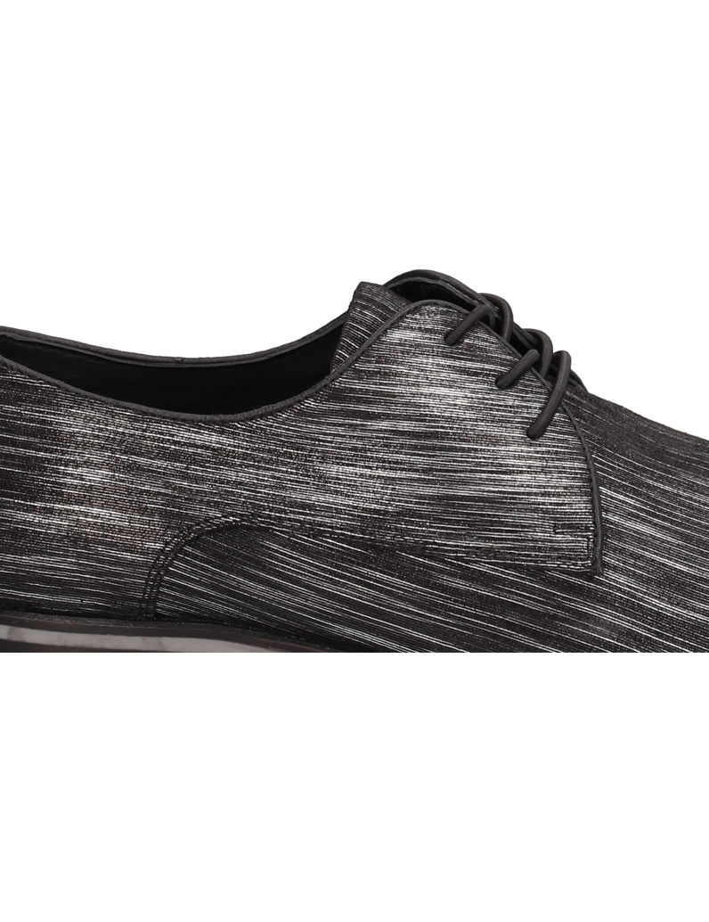 Lazzarini-čevlji-na-vezalke-črna