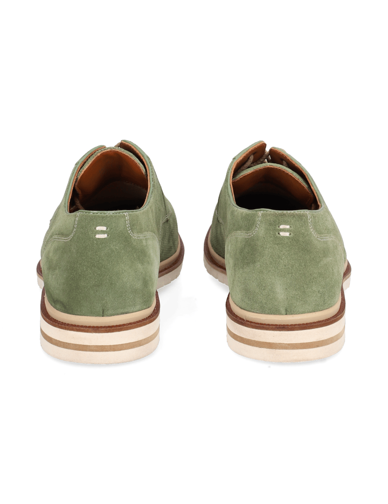 Pat-Calvin-Schnürer-sportiv