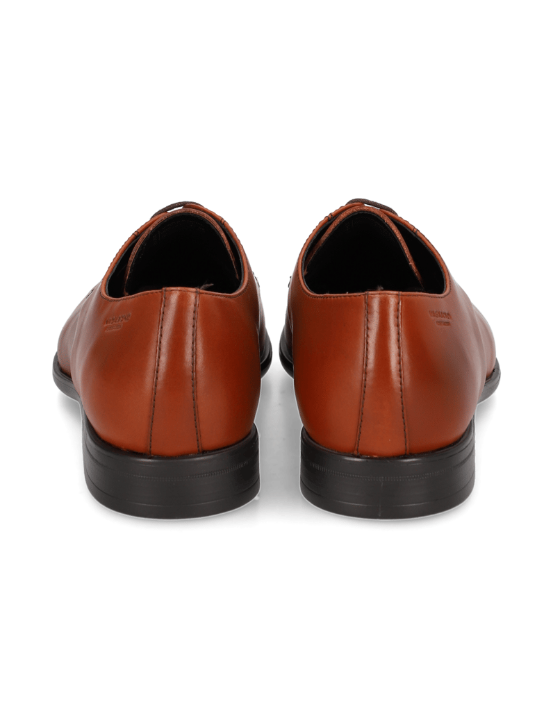 Vagabond-Glattleder-Schnürer-elegant