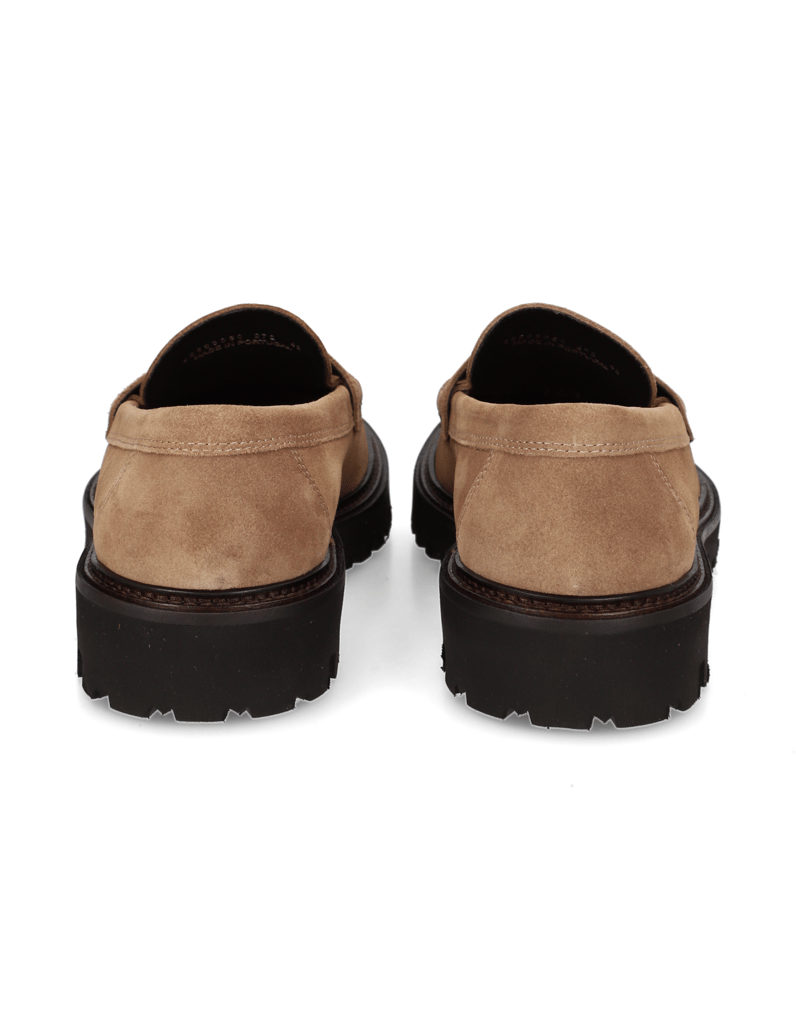 BOSS-klasická-nazúvacia-obuv-béžová