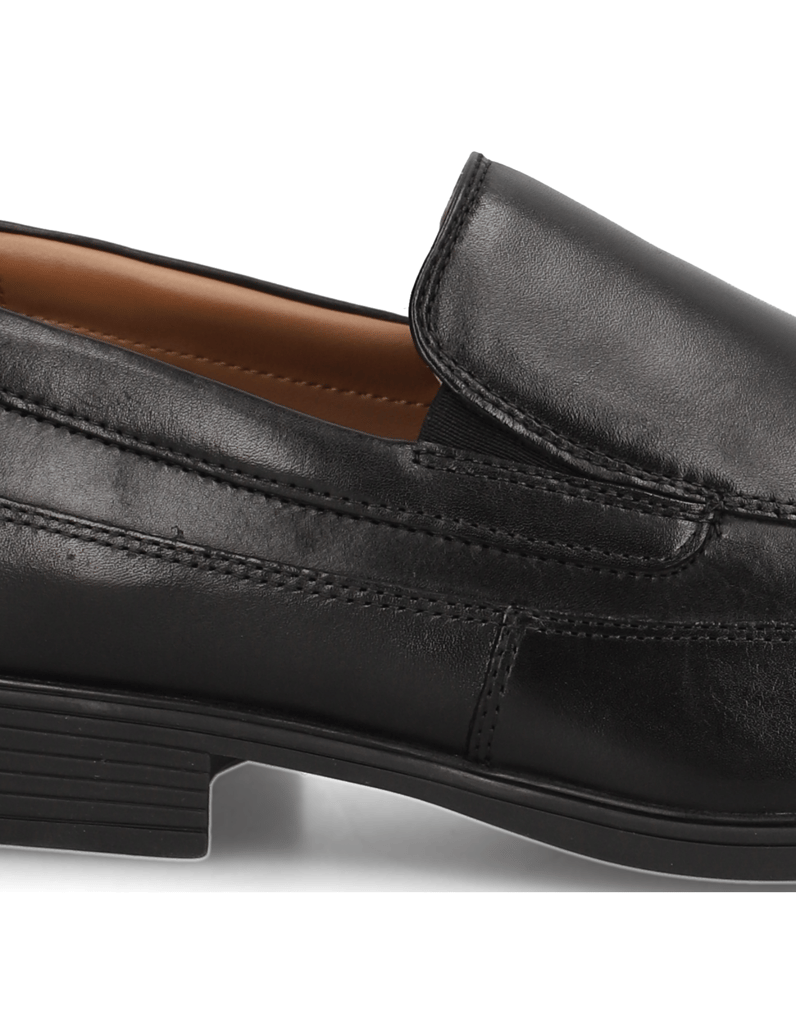 Clarks-Tilden-Free-čierna