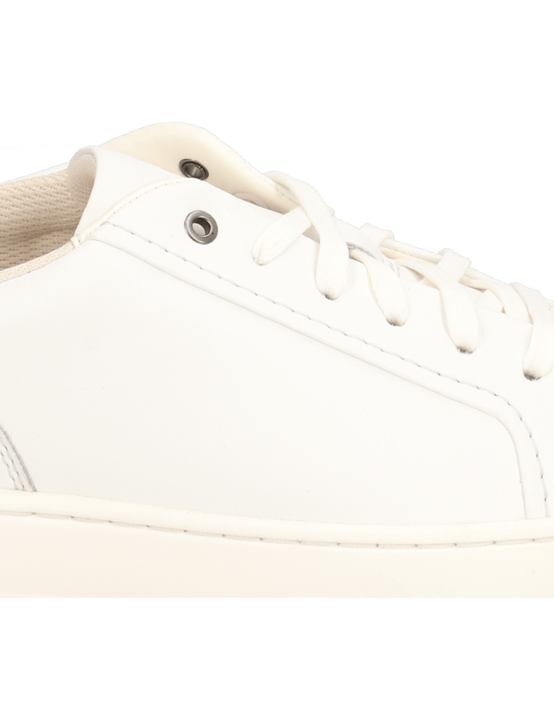 Clarks-CourtLite-Move