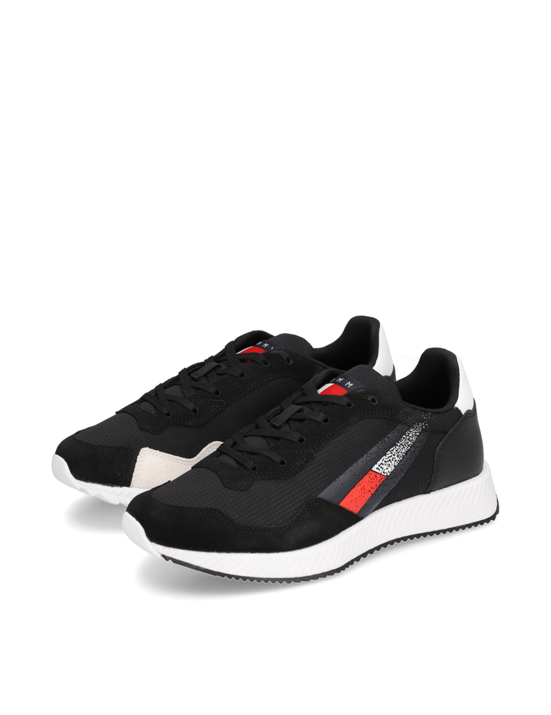 Tommy-Hilfiger-TRACK-CLEAT